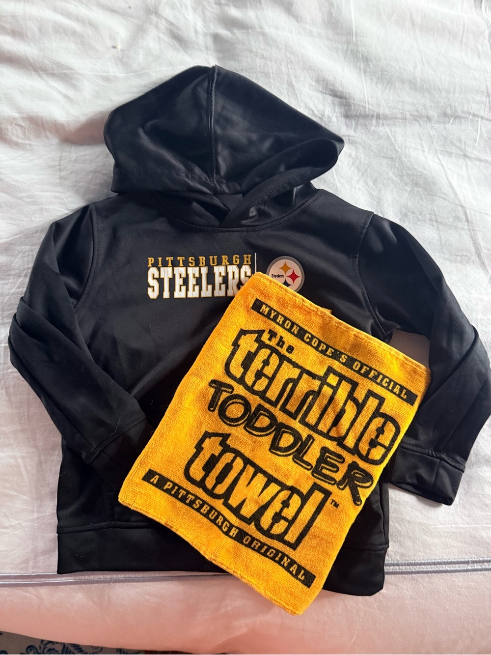Pittsburgh Steelers Kids Black Hoodie with Yellow Towel